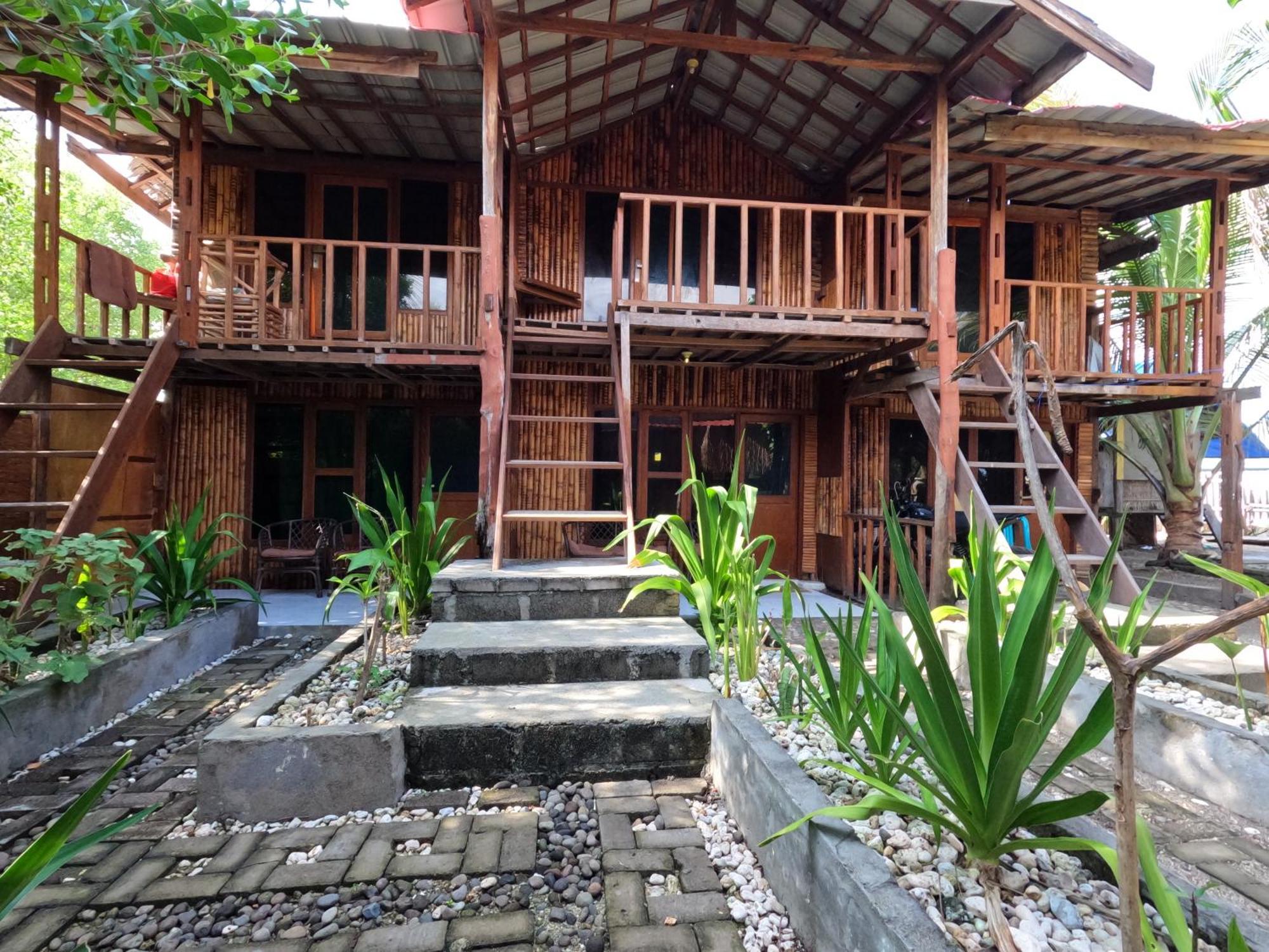 Maryan Moyo Bungalows & Resto Moyo Island Extérieur photo
