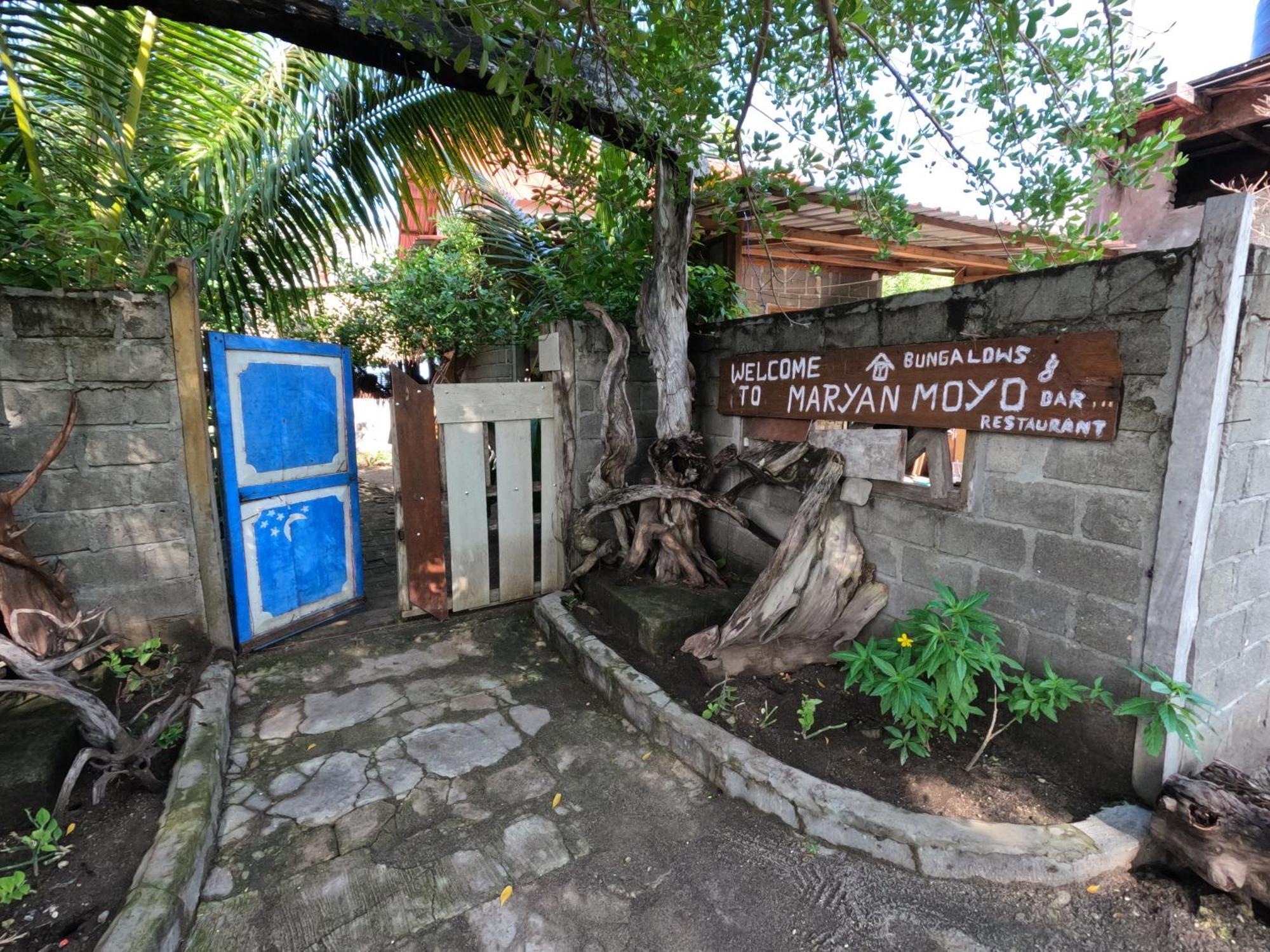 Maryan Moyo Bungalows & Resto Moyo Island Extérieur photo